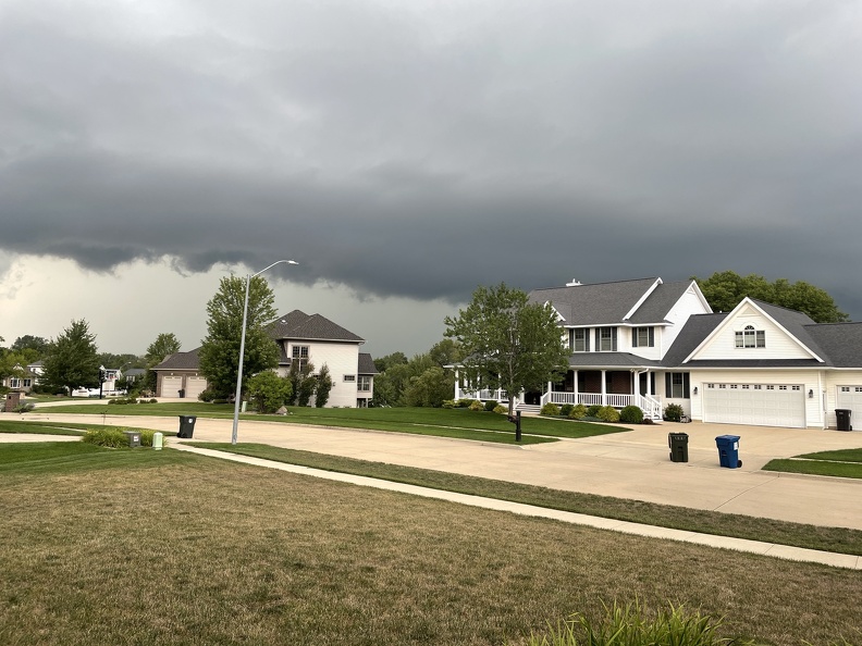 Storm Rolling In Aug2021.JPG